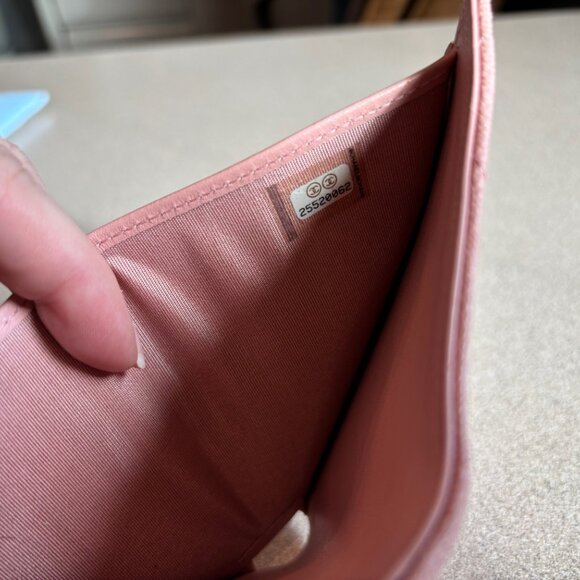 LAST CHANCE ‼️Chanel Caviar Quilted Boy Compact Wallet Pink - Picture 8 of 16